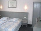 фото отеля Hotel Des Arts Rueil-Malmaison