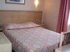 фото отеля Hotel Des Arts Rueil-Malmaison