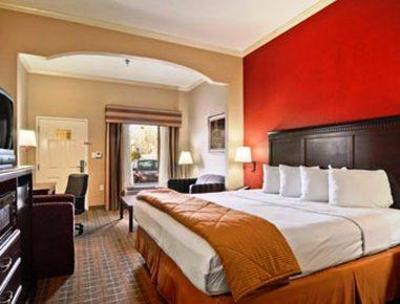 фото отеля Baymont Inn and Suites Crestview