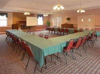 фото отеля Americas Best Inn & Suites Cornelia