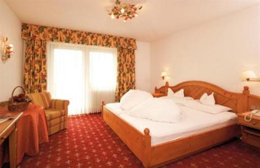 фото отеля Habicher Hof Hotel Oetz