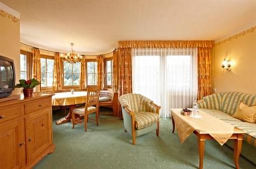 фото отеля Habicher Hof Hotel Oetz