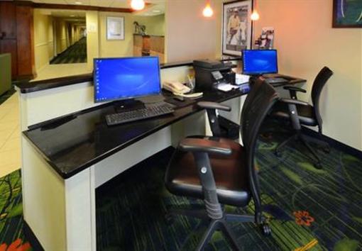 фото отеля Fairfield Inn & Suites Hopewell