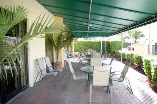 фото отеля Holiday Inn Express Miami-Hialeah (Miami Lakes)