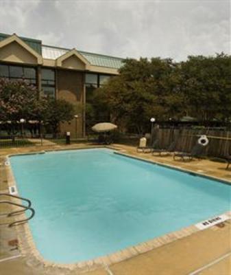 фото отеля Pear Tree Inn San Antonio Airport