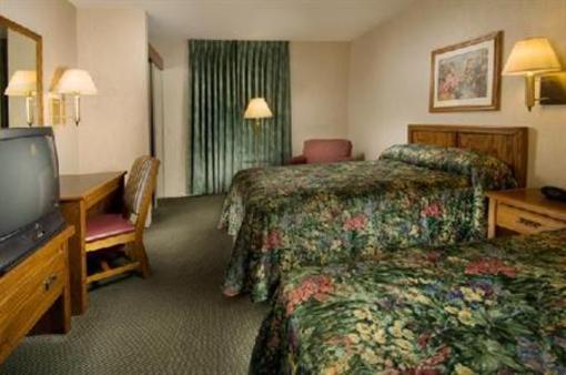 фото отеля Pear Tree Inn San Antonio Airport