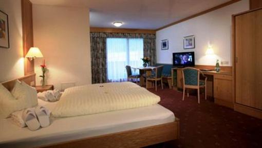 фото отеля Sport Und Vitalhotel Seppl Sankt Leonhard im Pitztal
