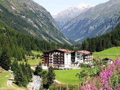 фото отеля Sport Und Vitalhotel Seppl Sankt Leonhard im Pitztal