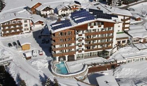 фото отеля Sport Und Vitalhotel Seppl Sankt Leonhard im Pitztal