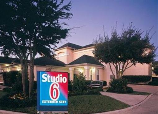 фото отеля Studio 6 Orlando - Kissimmee