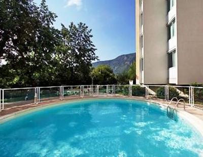 фото отеля Mercure Grenob Alpha Meylan