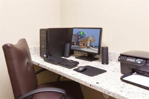 фото отеля Holiday Inn Express Suites Gretna (Nebraska)