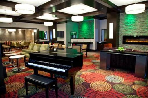 фото отеля Holiday Inn Hotel and Suites Chicago Northwest