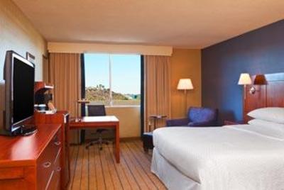 фото отеля Four Points by Sheraton Los Angeles Westside