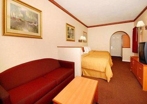 фото отеля Comfort Suites Huntington Beach