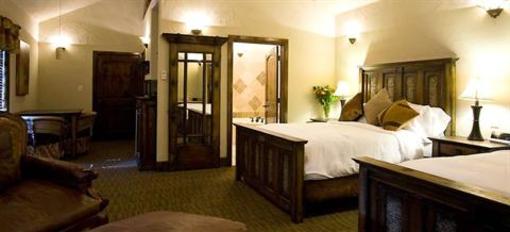 фото отеля Rustic Creek Ranch