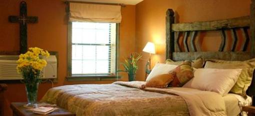 фото отеля Rustic Creek Ranch