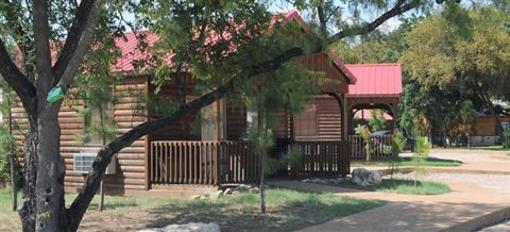 фото отеля Rustic Creek Ranch