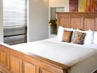 фото отеля Rustic Creek Ranch