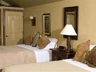 фото отеля Rustic Creek Ranch