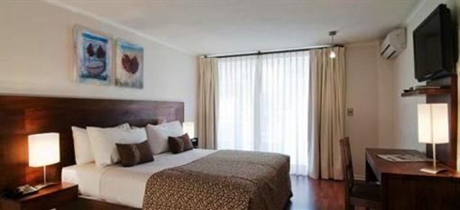 фото отеля Park Suite Huerfanos