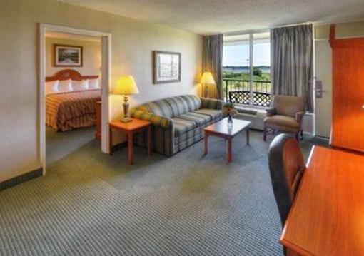 фото отеля Quality Inn & Suites Georgetown