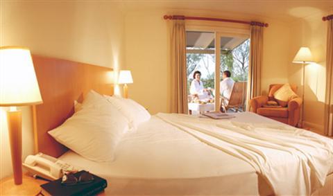 фото отеля Cypress Lakes Resort