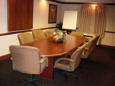 фото отеля Hampton Inn I-40 E (Tinker Air Force Base)