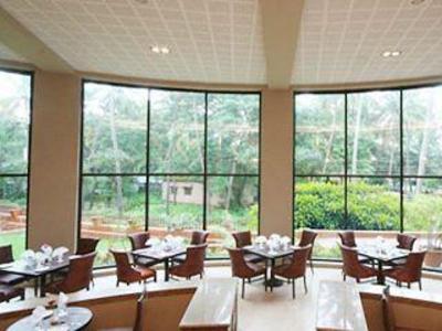 фото отеля Neelams The Glitz Hotel Calangute