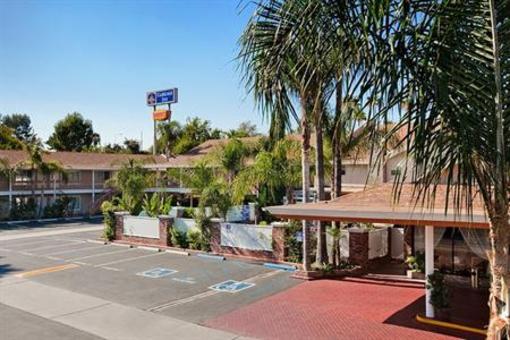фото отеля Best Western Carriage Inn Los Angeles