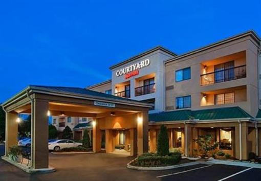 фото отеля Courtyard Asheville