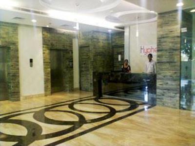 фото отеля Hotel Hyphen Premier