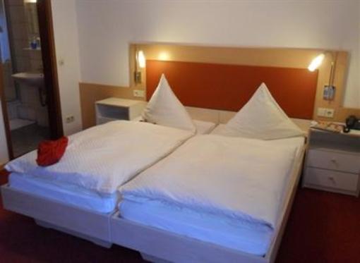 фото отеля Hotel Phonix Garni