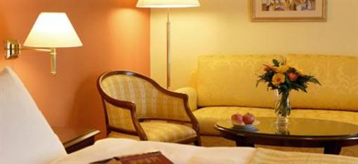 фото отеля Wilhelminenhof Hotel Restaurant