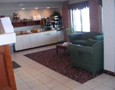 фото отеля Country Hearth Inn and Suites Lomira