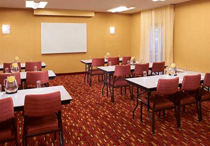 фото отеля Courtyard by Marriott Columbus Dublin