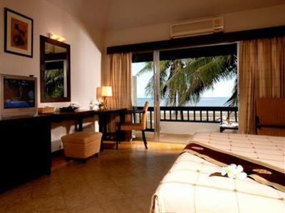 фото отеля Golden Pine Beach Resort And Spa Pranburi