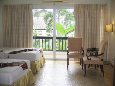 фото отеля Golden Pine Beach Resort And Spa Pranburi