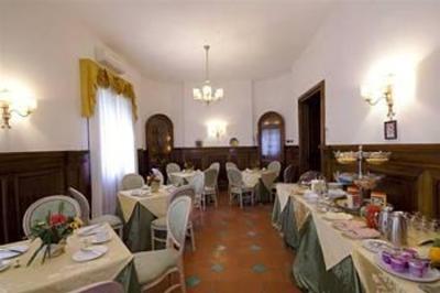 фото отеля Villa Germaine