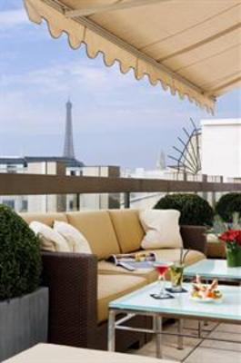 фото отеля Warwick Champs Elysees Hotel