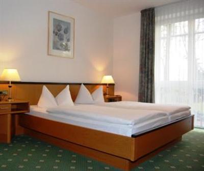 фото отеля Hotel Waldesruh Emstek