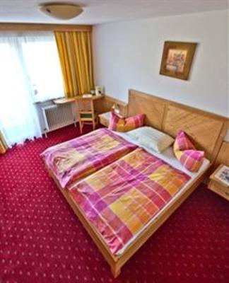 фото отеля Gasthof Friedburg
