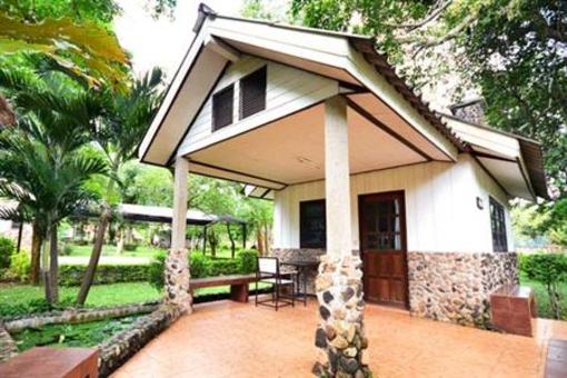 фото отеля Bann Suan Nok Resort