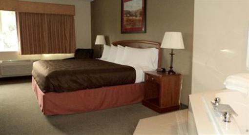 фото отеля AmericInn Lodge & Suites Republic