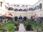 фото отеля Ishwari Niwas Palace