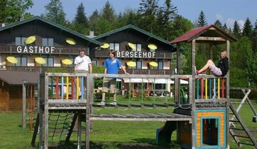 фото отеля Gasthof Hotel Aberseehof St. Gilgen