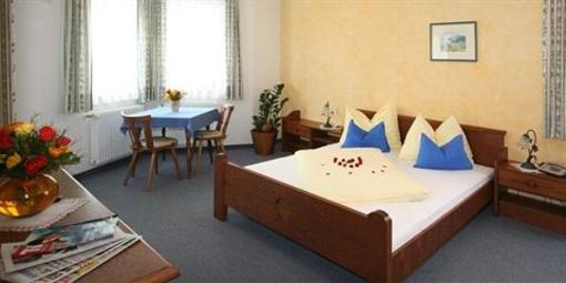 фото отеля Gasthof Hotel Aberseehof St. Gilgen