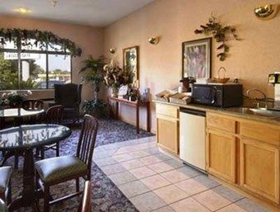 фото отеля St. Louis Travelodge