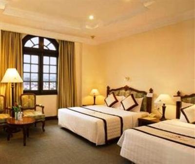 фото отеля Century Riverside Hotel