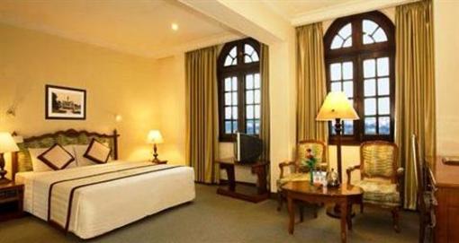 фото отеля Century Riverside Hotel